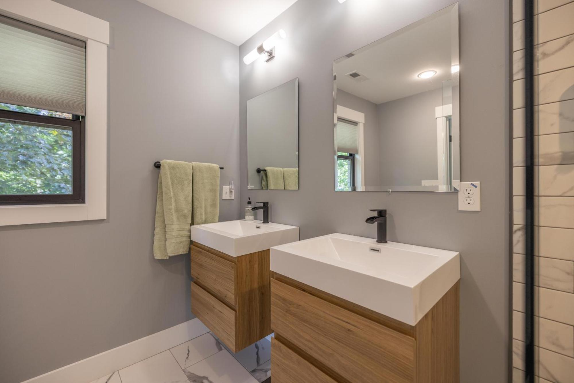 Vila Mid-Century Modern Impeccable Remodel With Hot Tub Asheville Exteriér fotografie